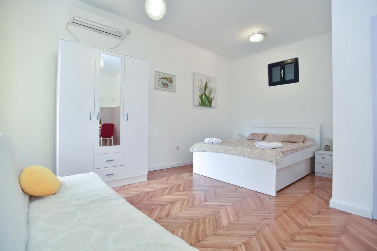 בודווה Apartment Stari Grad מראה חיצוני תמונה